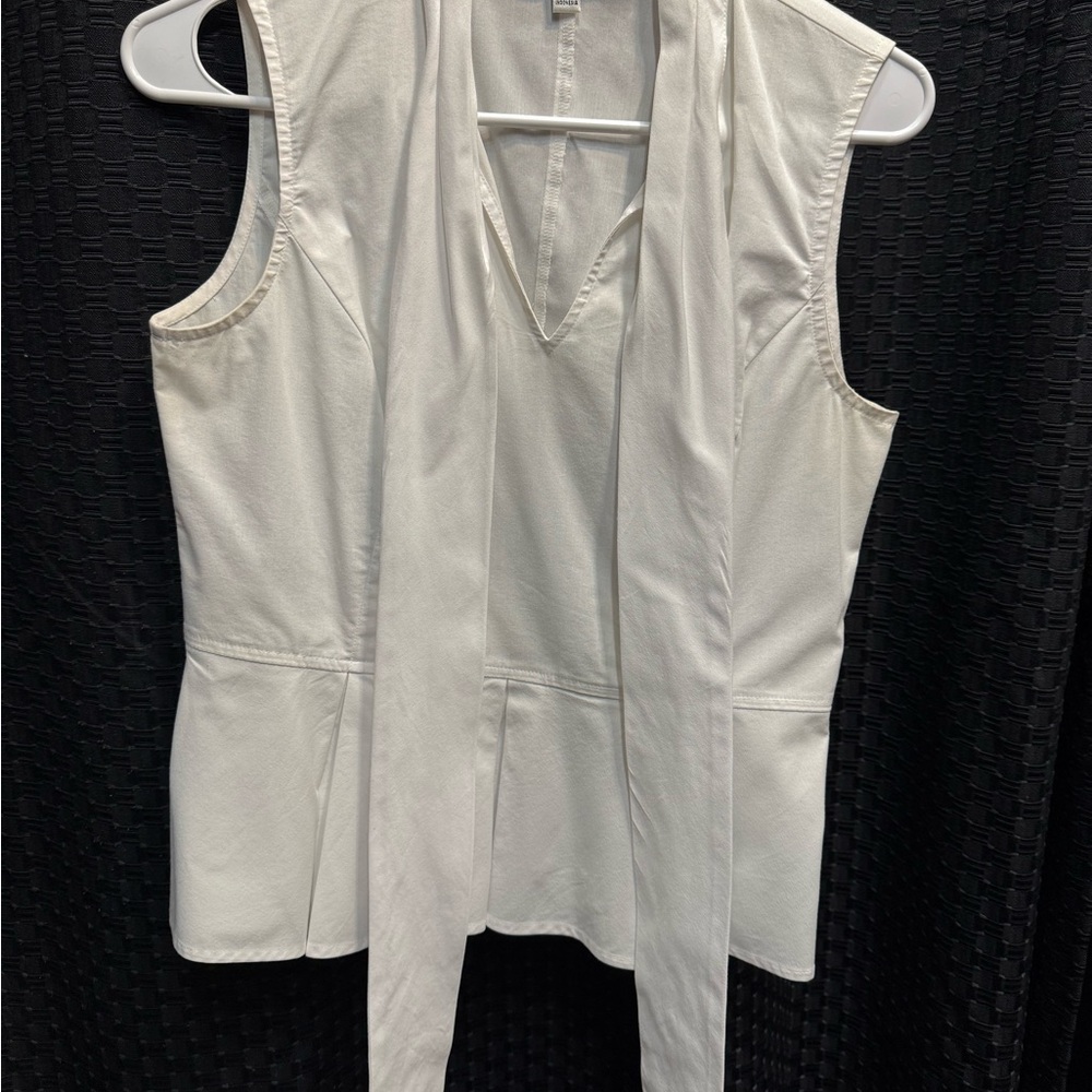 Nine West White Sleeveless Blouse with Tie Detail